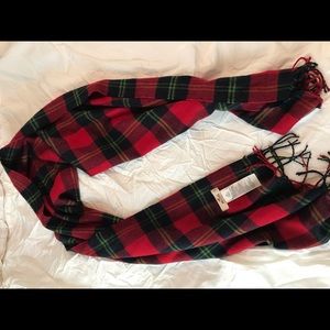 Hollister plaid scarf